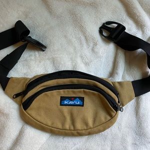 khaki kavu compact fanny pack